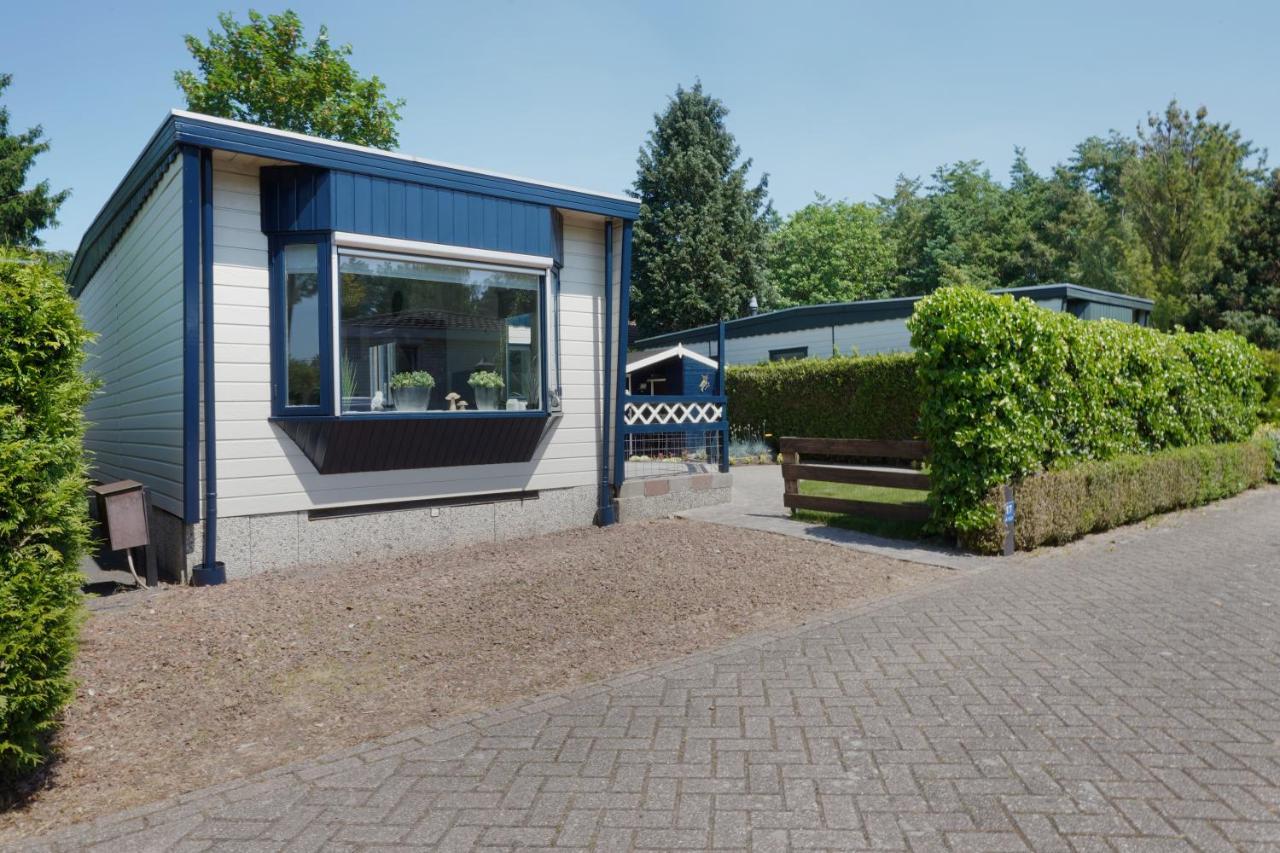 Gezellig En Relaxed Verblijf In Chalet In Putten Op De Veluwe! Екстериор снимка